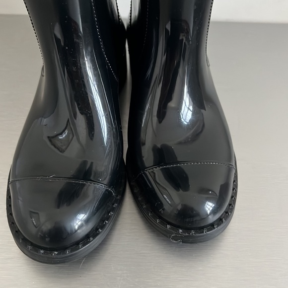 Jimmy Choo Edith Rain Boot - Picture 5 of 8